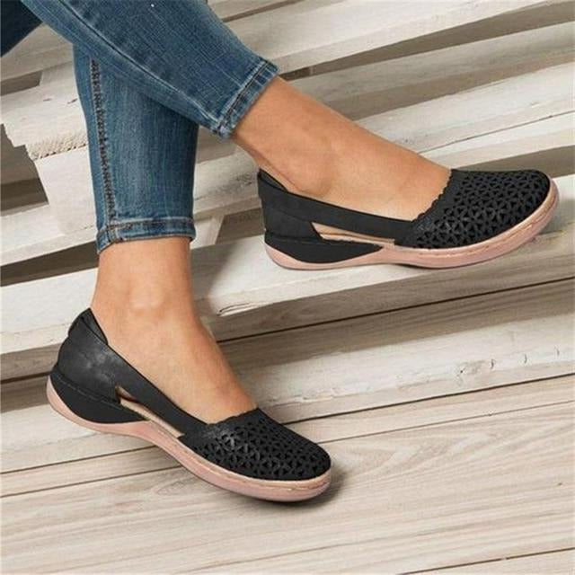 Flats black