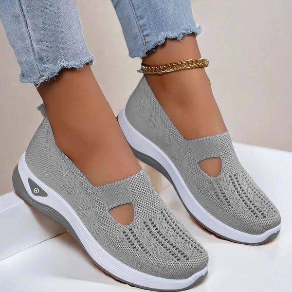 Gray knit shoe